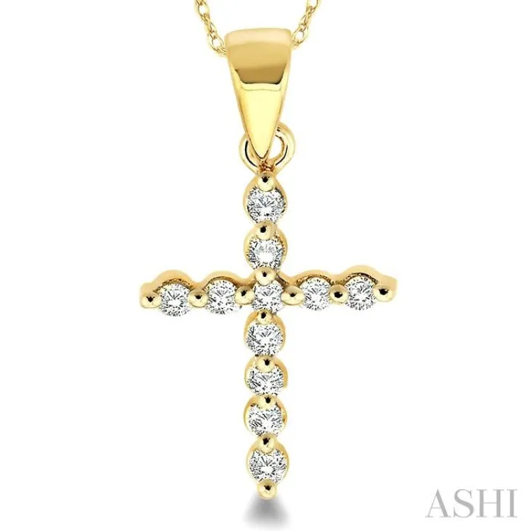 1/10 Ctw Round Cut Diamond Cross Pendant in 10K Yellow Gold with Chain