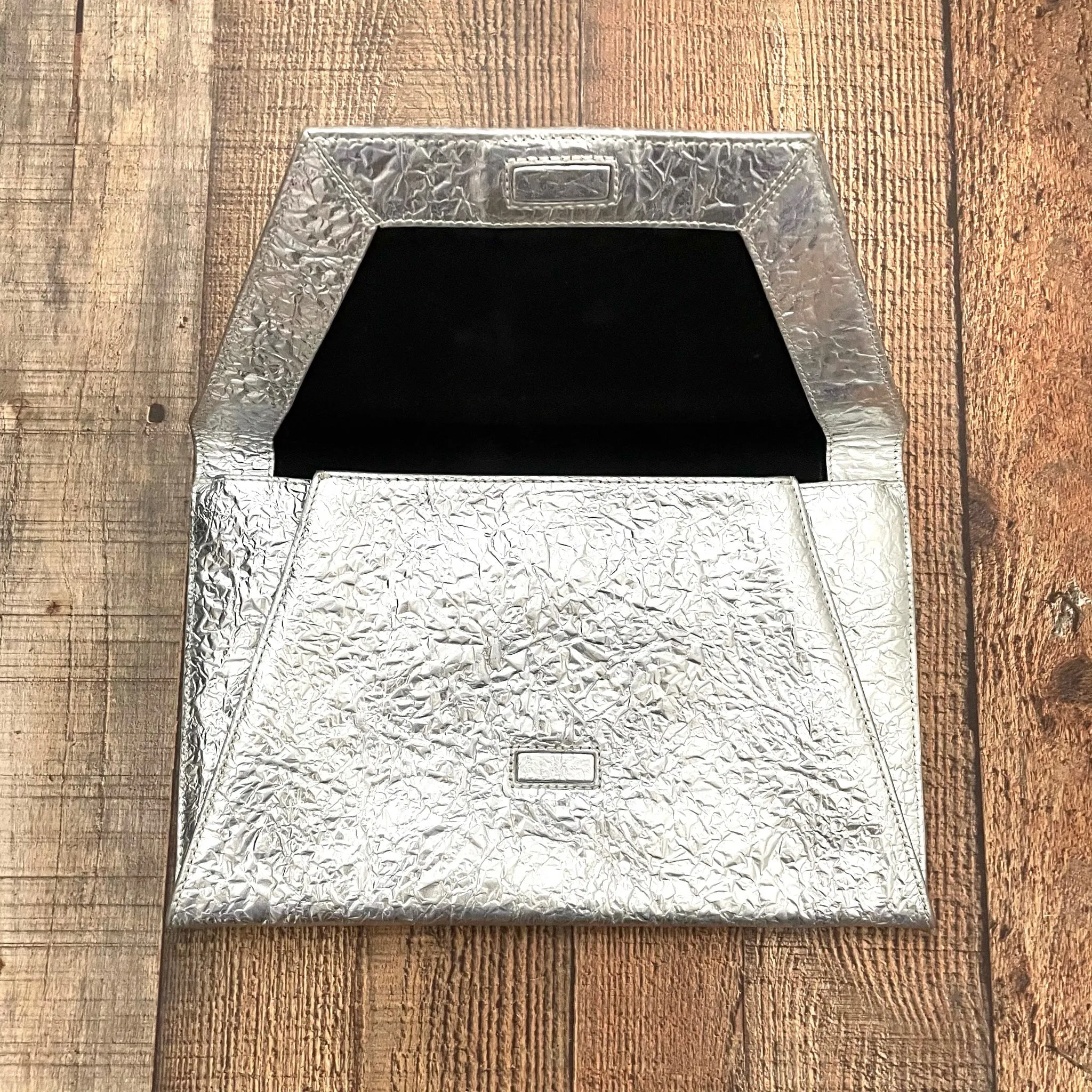 Flynn Silver Metallic Clutch