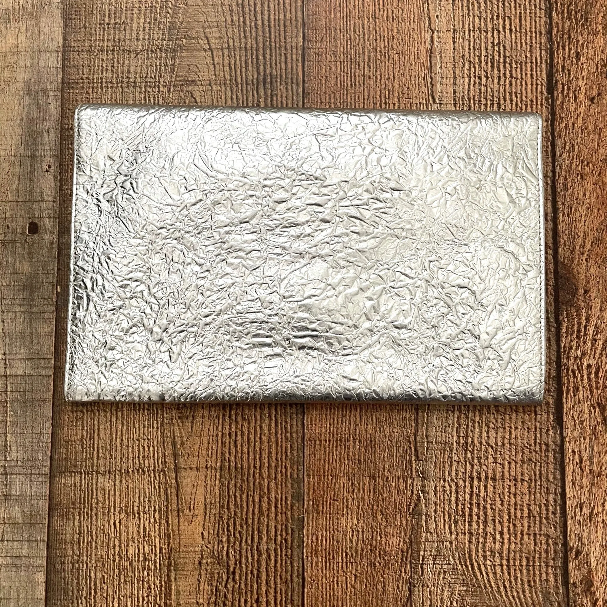 Flynn Silver Metallic Clutch