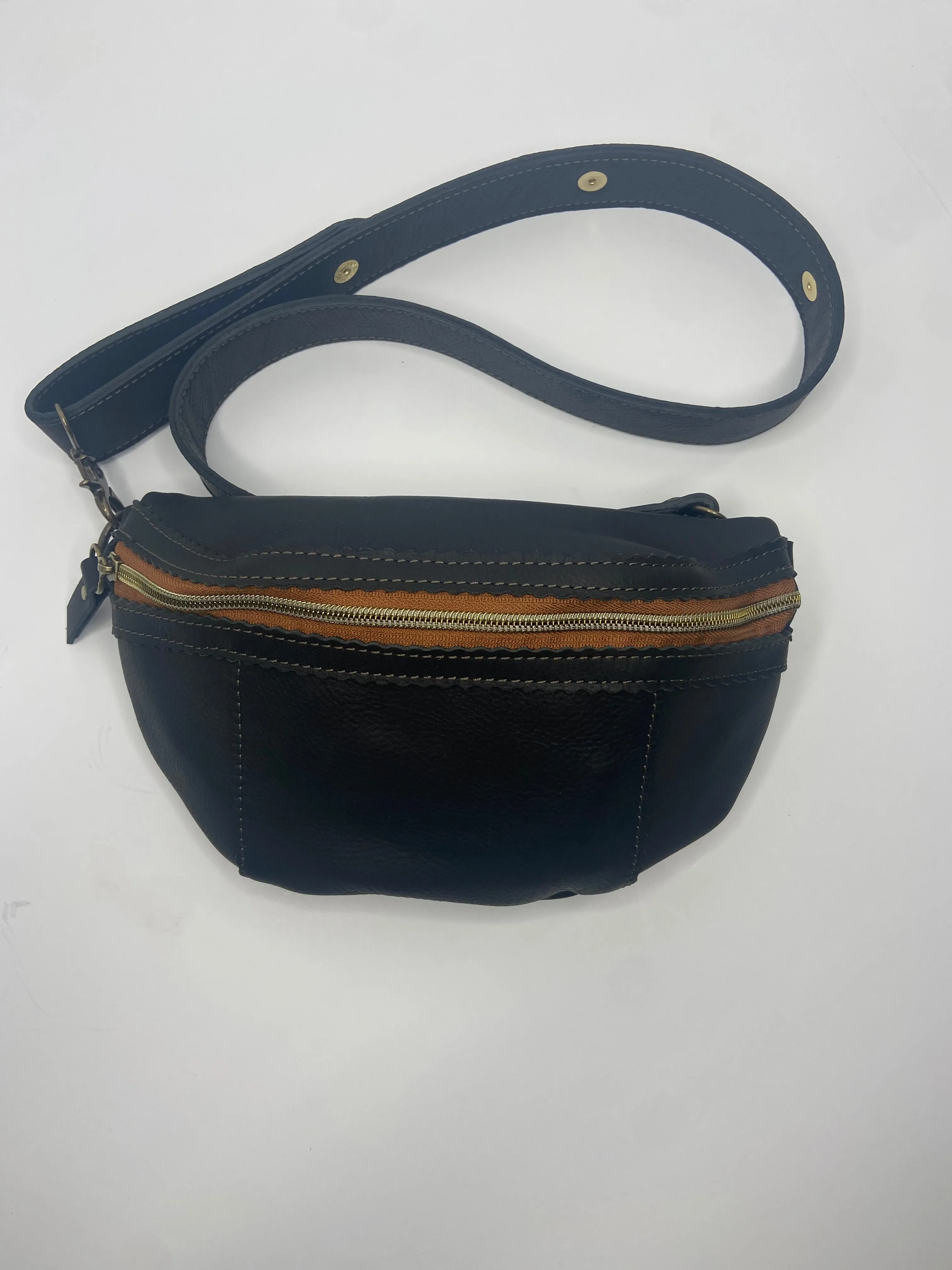 Indigo Laine Fanny Pack - Black