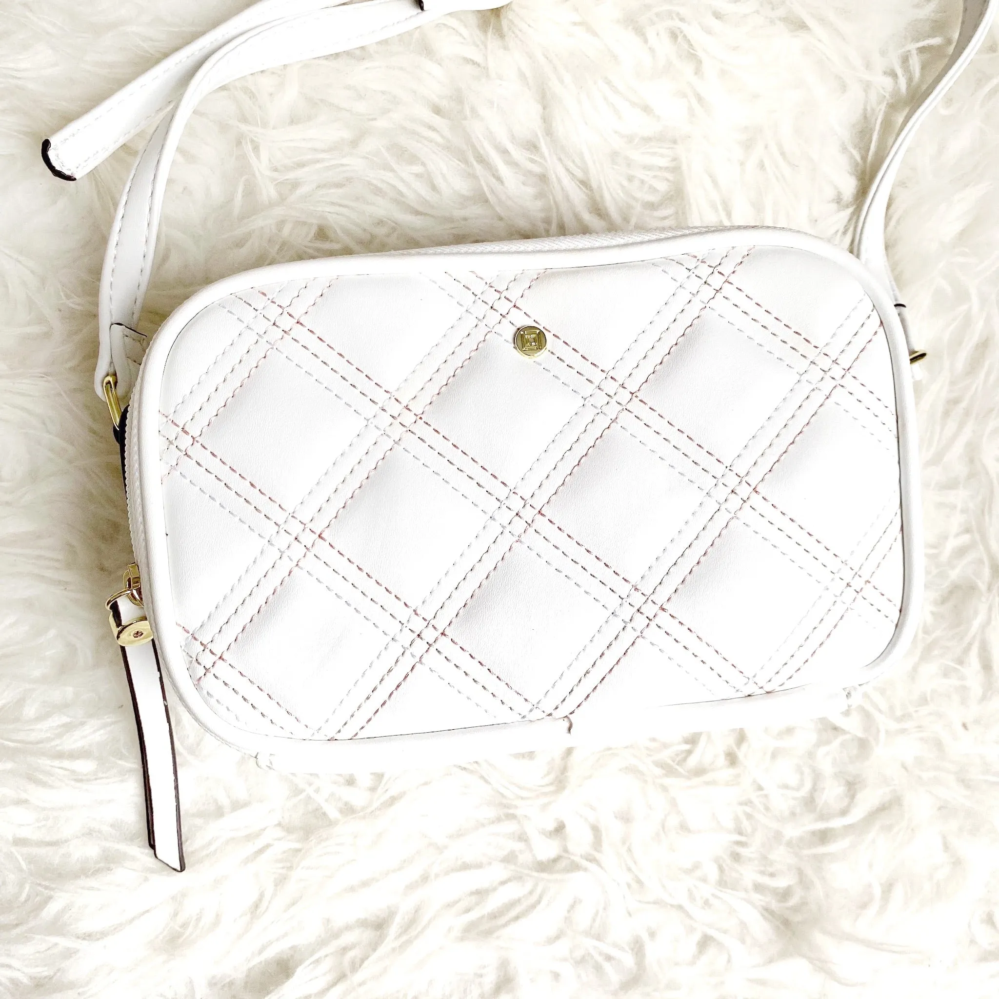 Liz Claiborne White Quilted Handbag NWT