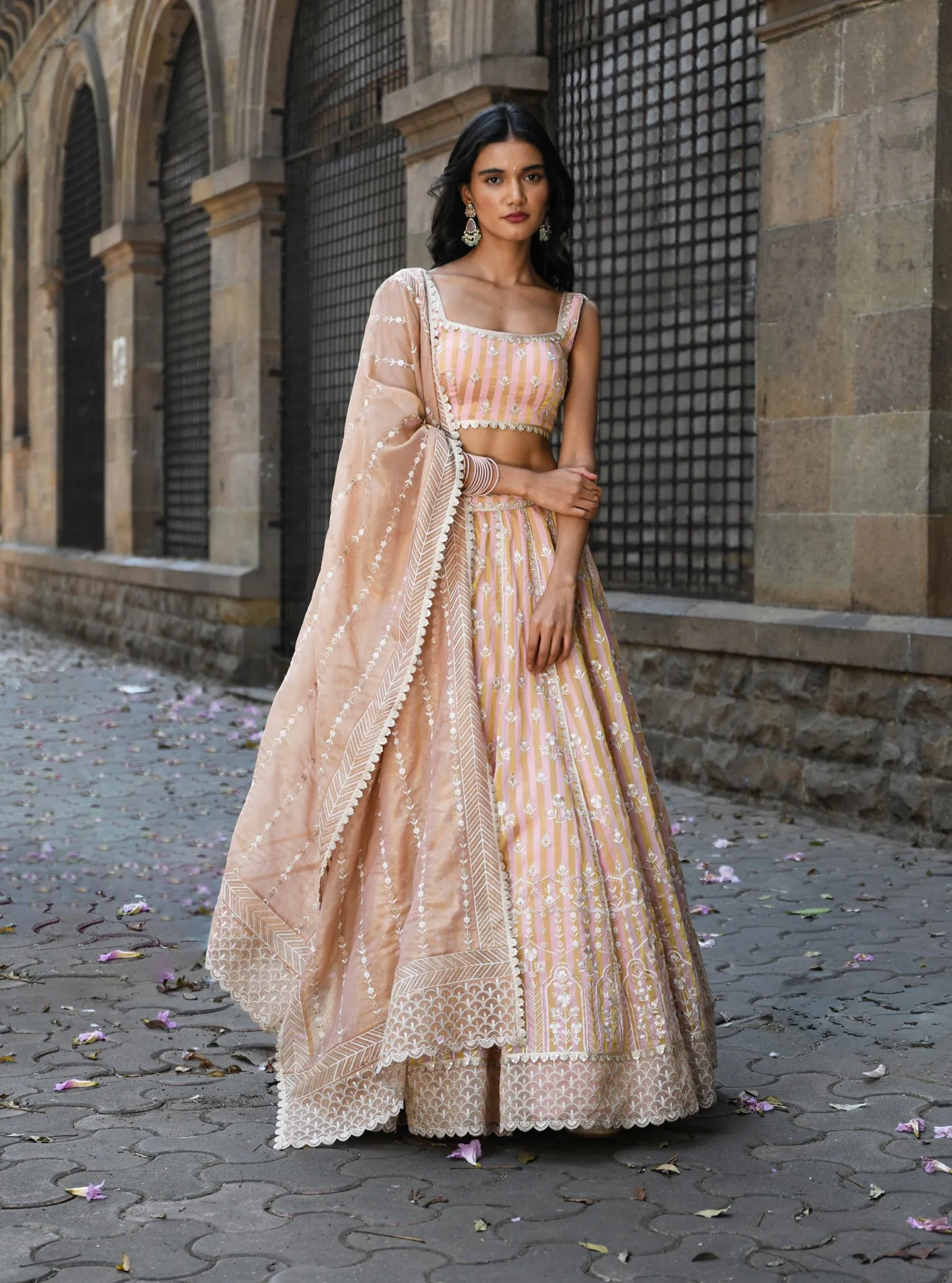 Mulmul Banarsi Sindhuri Light Pink Lehenga