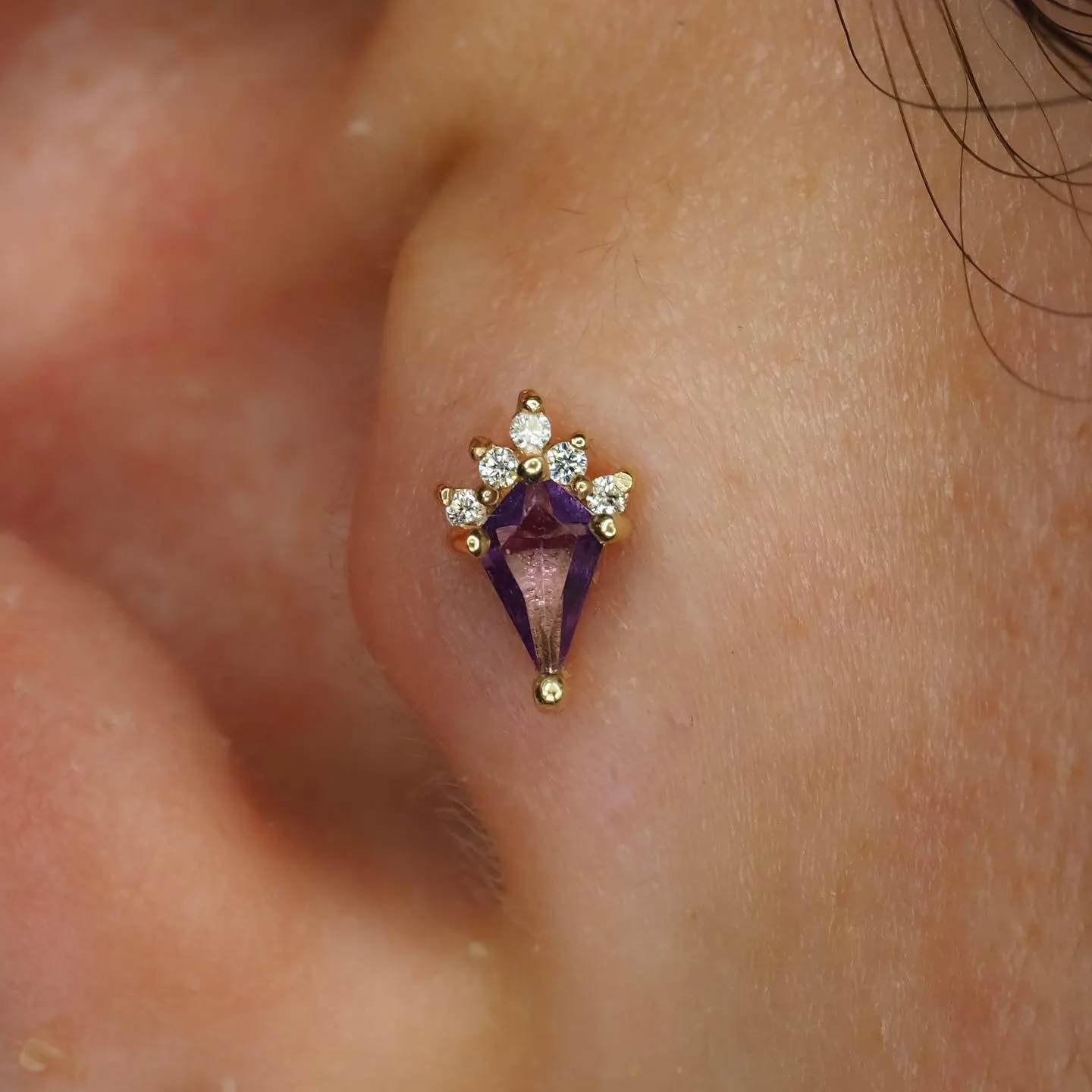 Noble - Amethyst   CZ - Threadless End