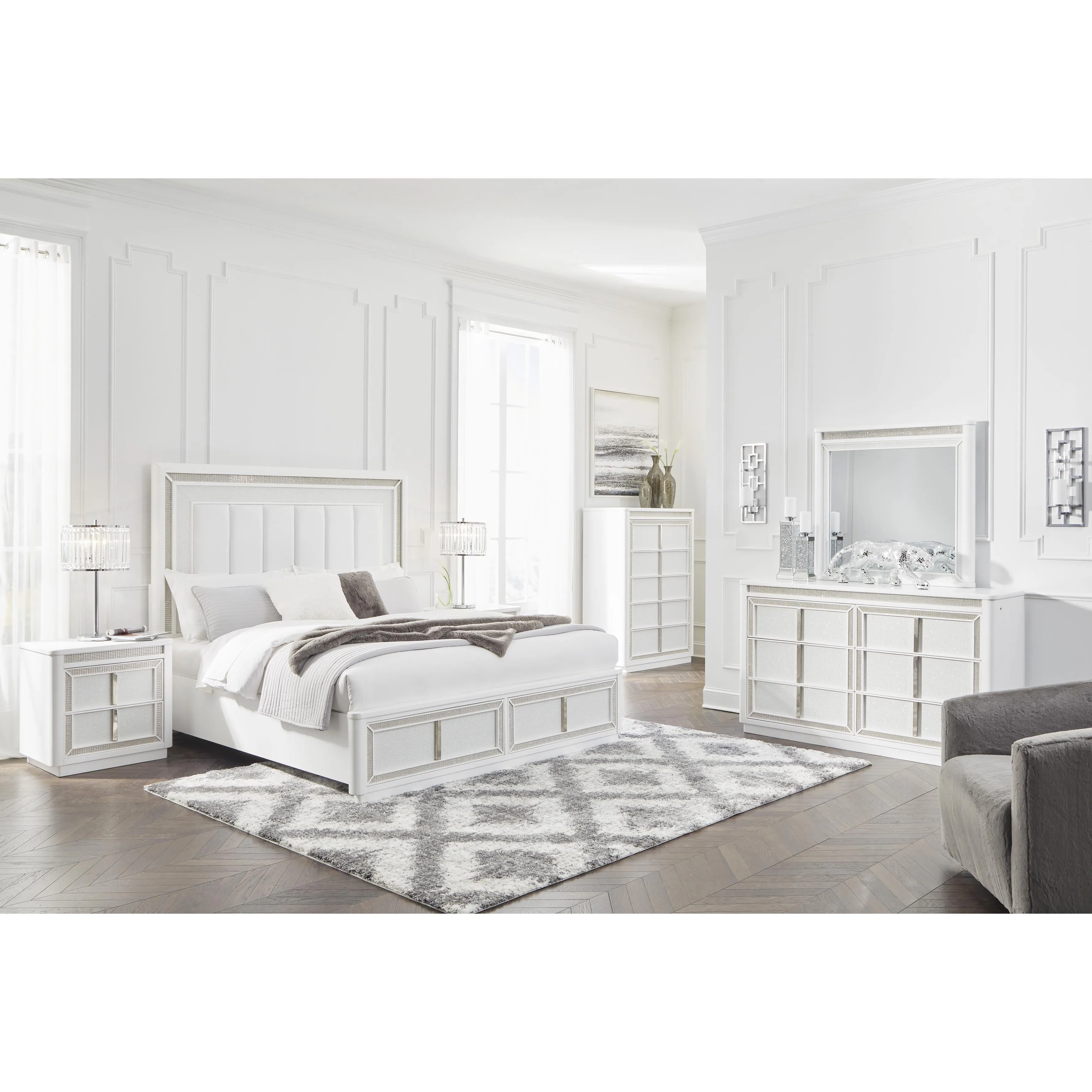 Signature Design by Ashley Chalanna 6-Drawer Dresser with Mirror B822-31/B822-36