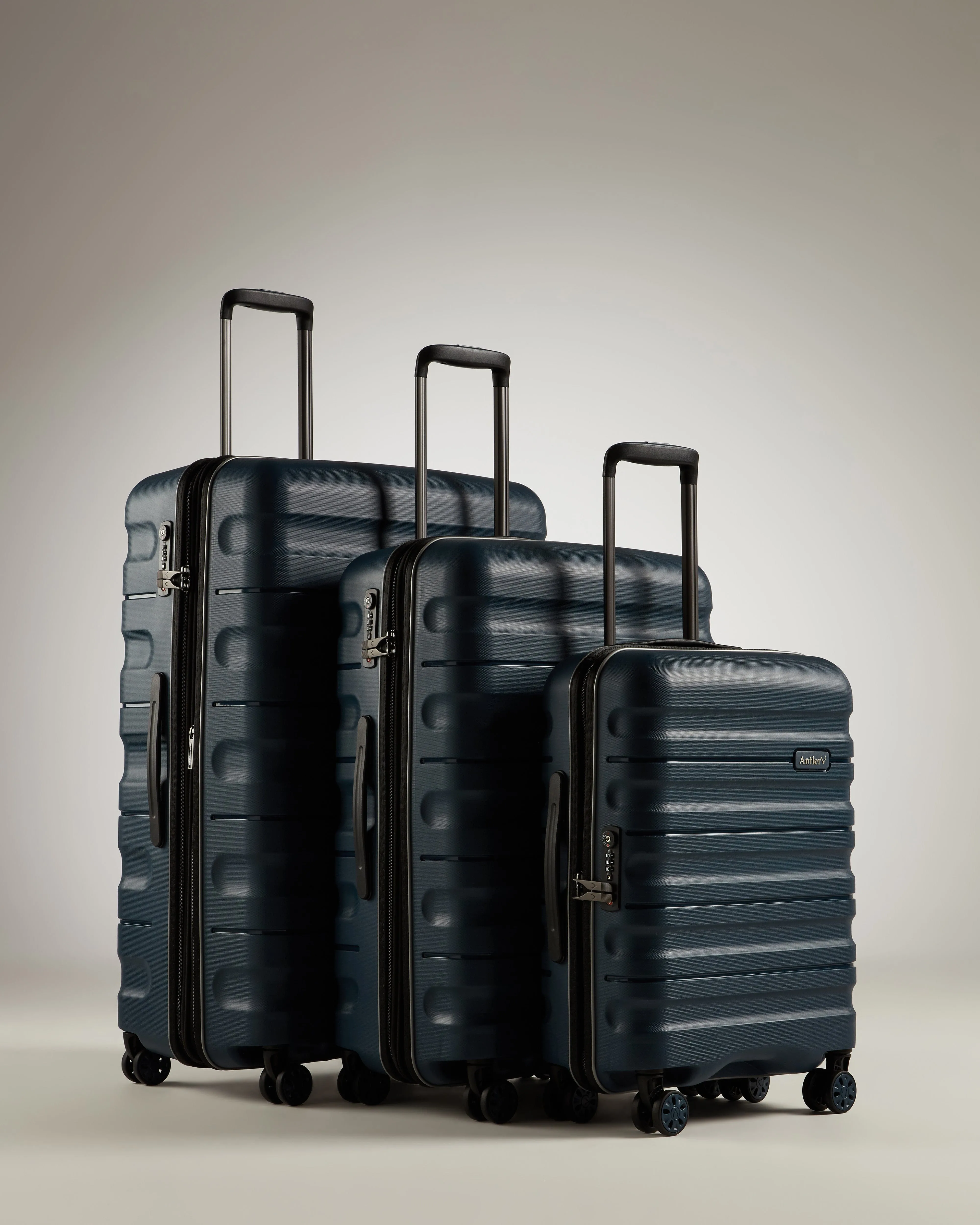 Suitcase Set in Navy - Lincoln